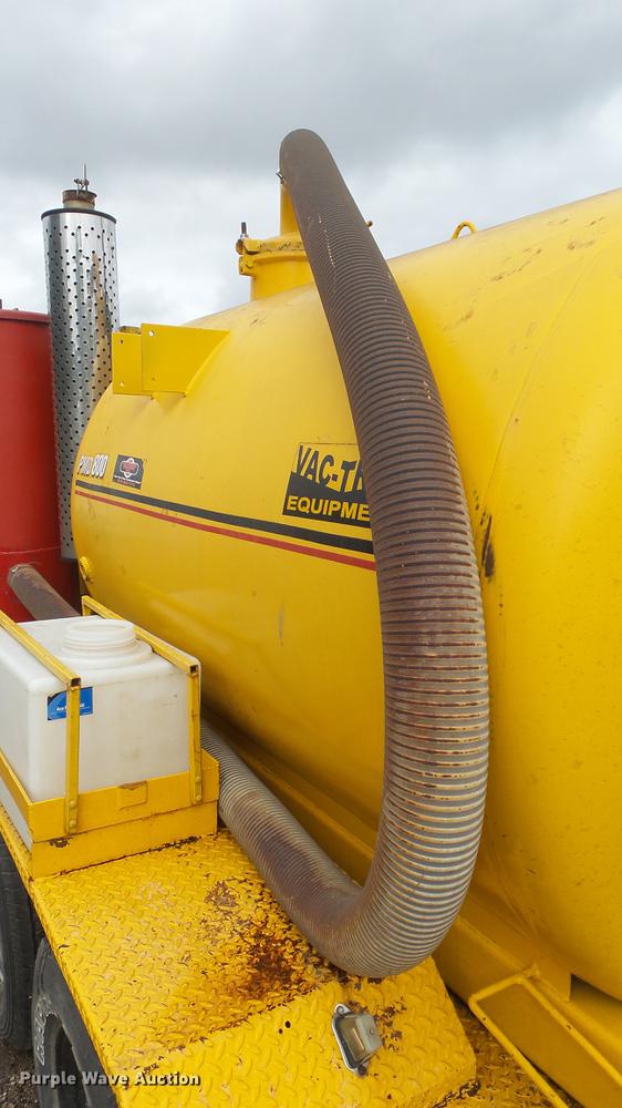 image for item DE7294 2000 Vactron PMD800 vacuum excavator