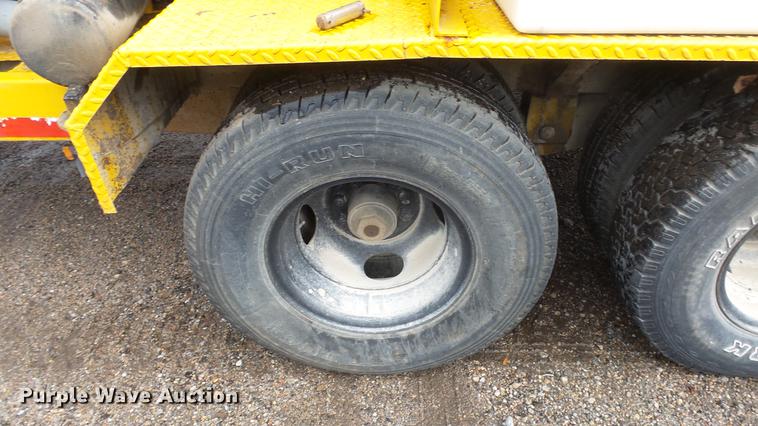 image for item DE7294 2000 Vactron PMD800 vacuum excavator