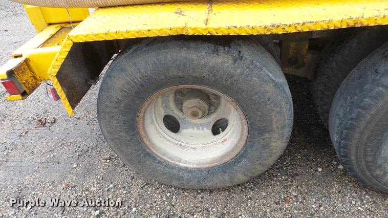 image for item DE7294 2000 Vactron PMD800 vacuum excavator