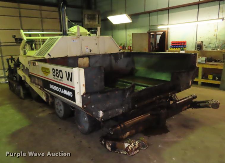 image for item DF1267 1995 Ingersoll Rand 880W Pro-Pan Series paver