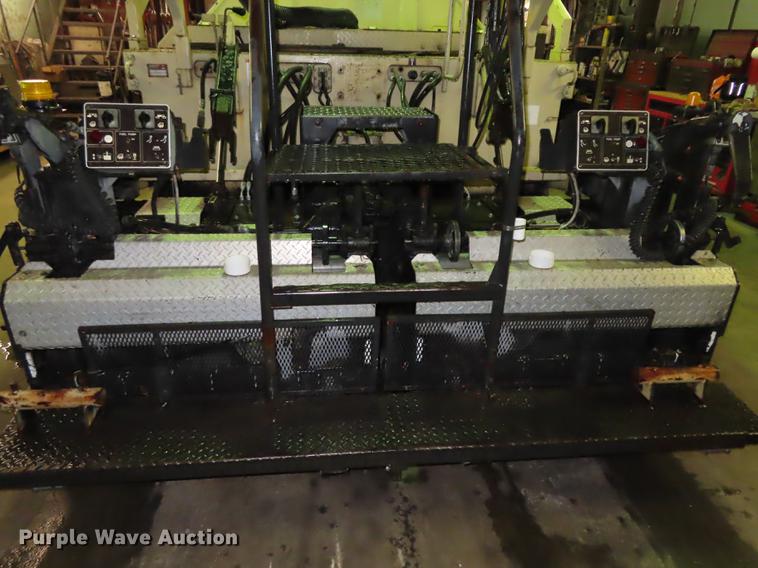 image for item DF1267 1995 Ingersoll Rand 880W Pro-Pan Series paver