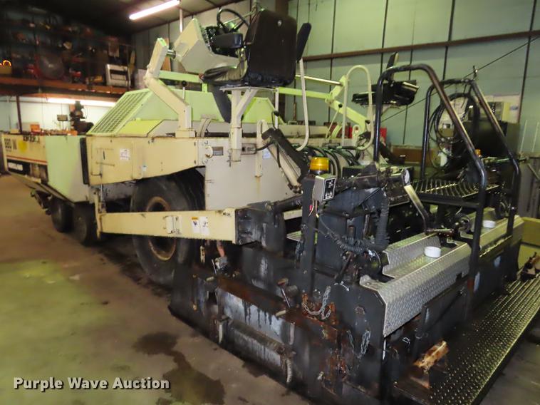 image for item DF1267 1995 Ingersoll Rand 880W Pro-Pan Series paver