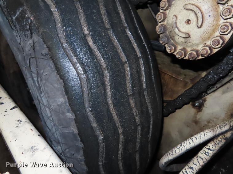 image for item DF1267 1995 Ingersoll Rand 880W Pro-Pan Series paver