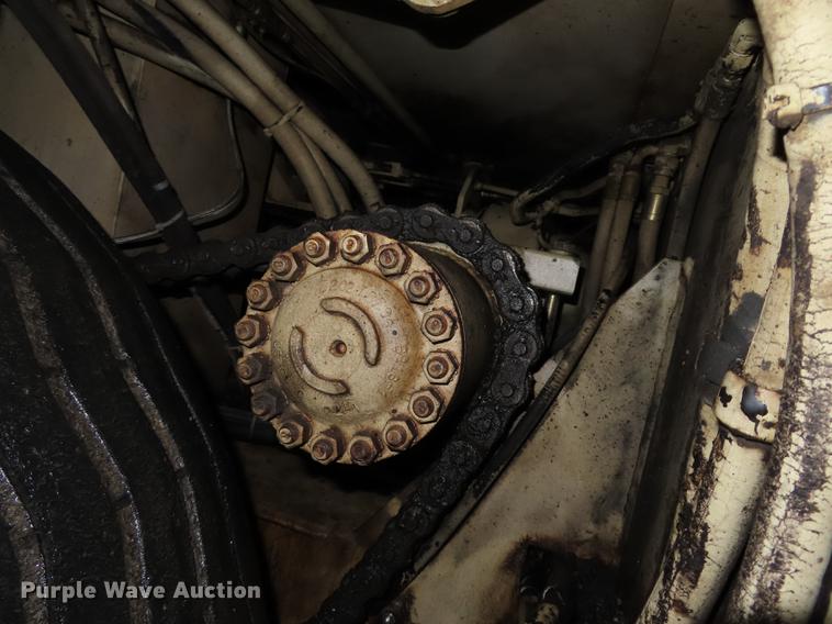 image for item DF1267 1995 Ingersoll Rand 880W Pro-Pan Series paver