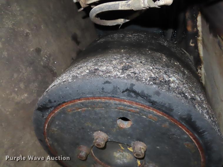 image for item DF1267 1995 Ingersoll Rand 880W Pro-Pan Series paver