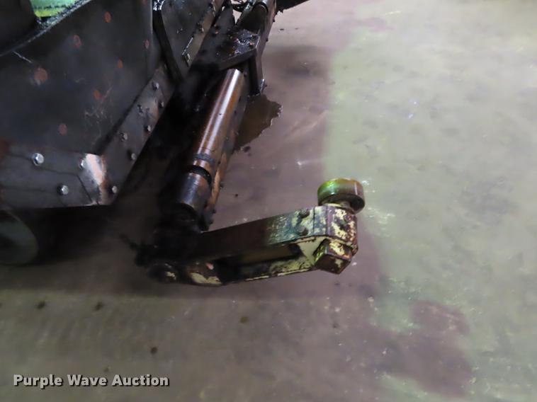 image for item DF1267 1995 Ingersoll Rand 880W Pro-Pan Series paver