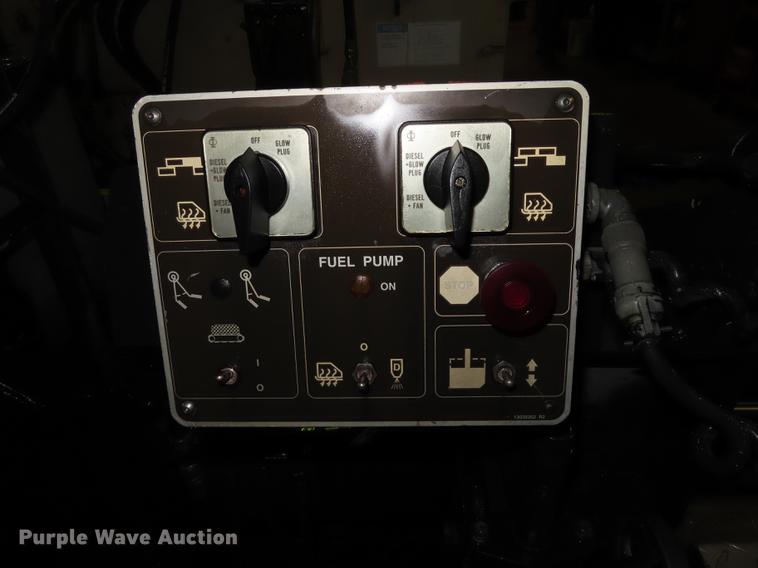 image for item DF1267 1995 Ingersoll Rand 880W Pro-Pan Series paver