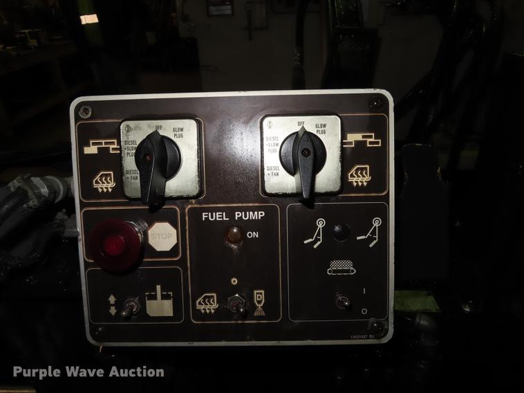 image for item DF1267 1995 Ingersoll Rand 880W Pro-Pan Series paver