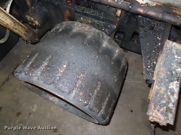 image for item DF1267 1995 Ingersoll Rand 880W Pro-Pan Series paver