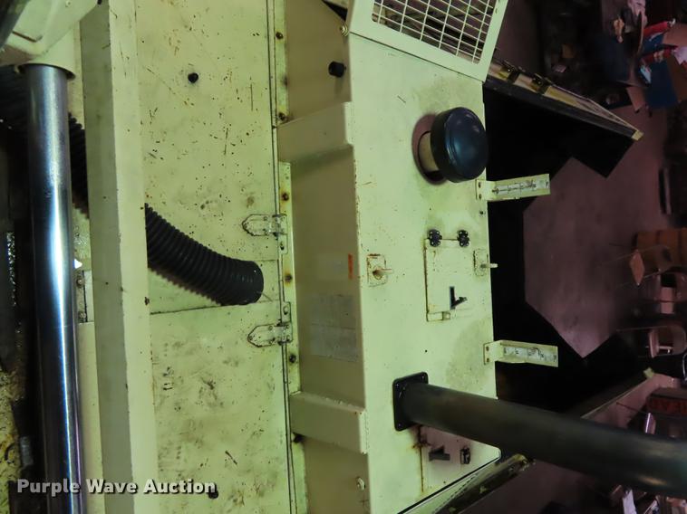 image for item DF1267 1995 Ingersoll Rand 880W Pro-Pan Series paver