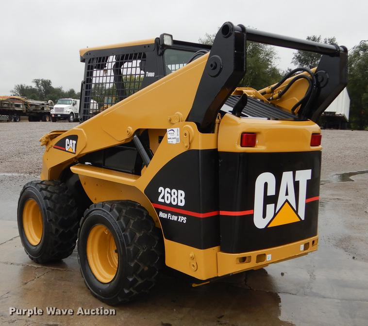image for item DF1884 2006 Caterpillar 268B skid steer