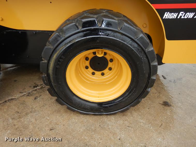 image for item DF1884 2006 Caterpillar 268B skid steer