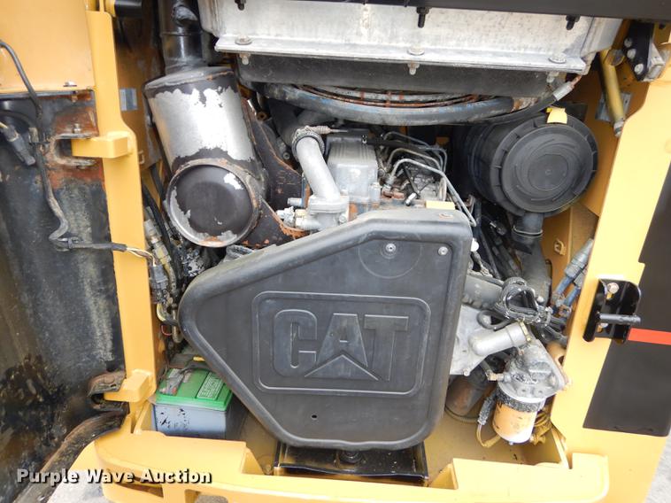 image for item DF1884 2006 Caterpillar 268B skid steer
