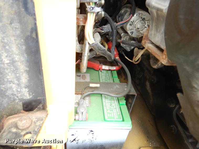 image for item DF1884 2006 Caterpillar 268B skid steer