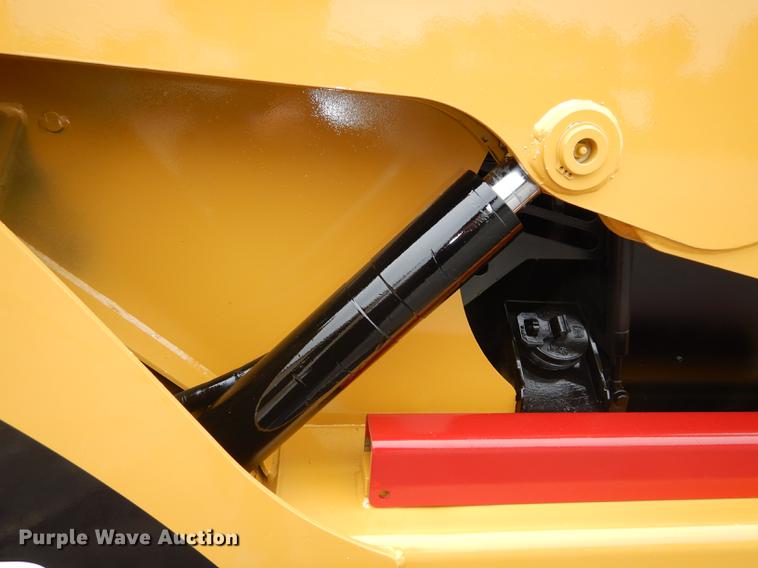 image for item DF1884 2006 Caterpillar 268B skid steer