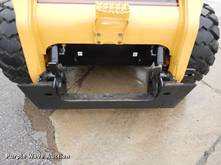 image for item DF1884 2006 Caterpillar 268B skid steer