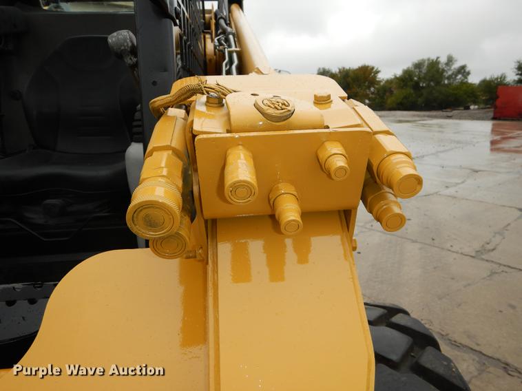 image for item DF1884 2006 Caterpillar 268B skid steer