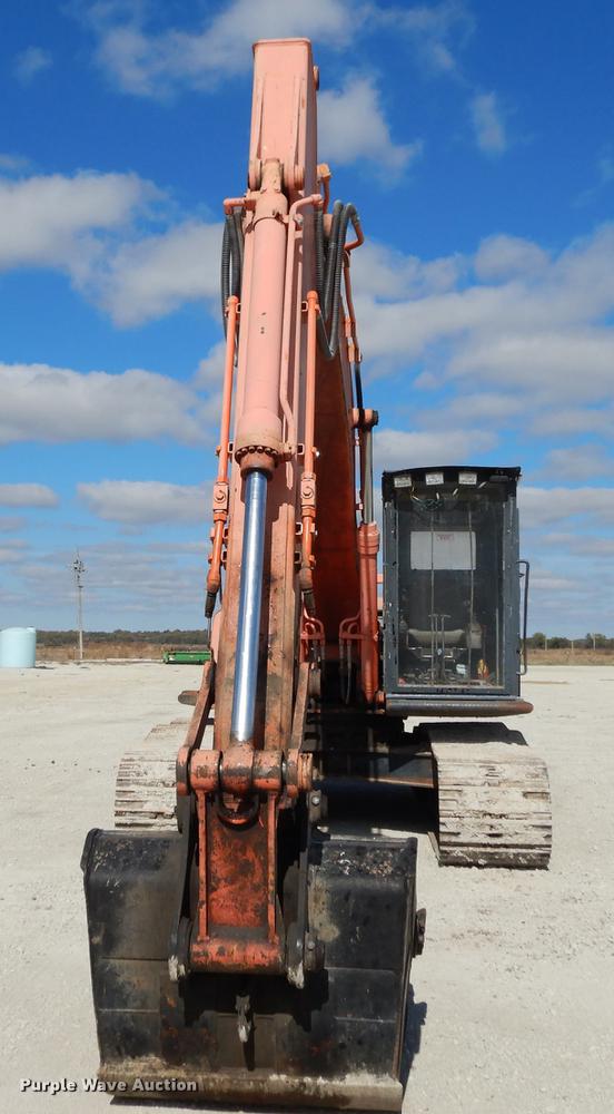 image for item DF1919 1995 Hitachi EX200LC-3 excavator
