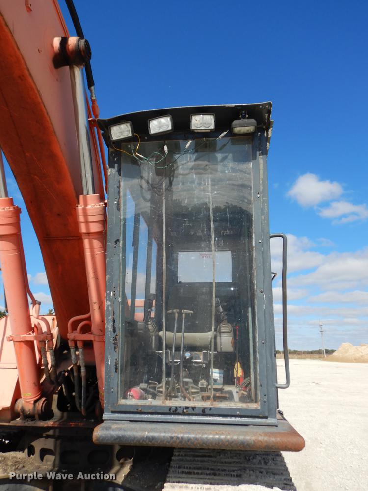 image for item DF1919 1995 Hitachi EX200LC-3 excavator