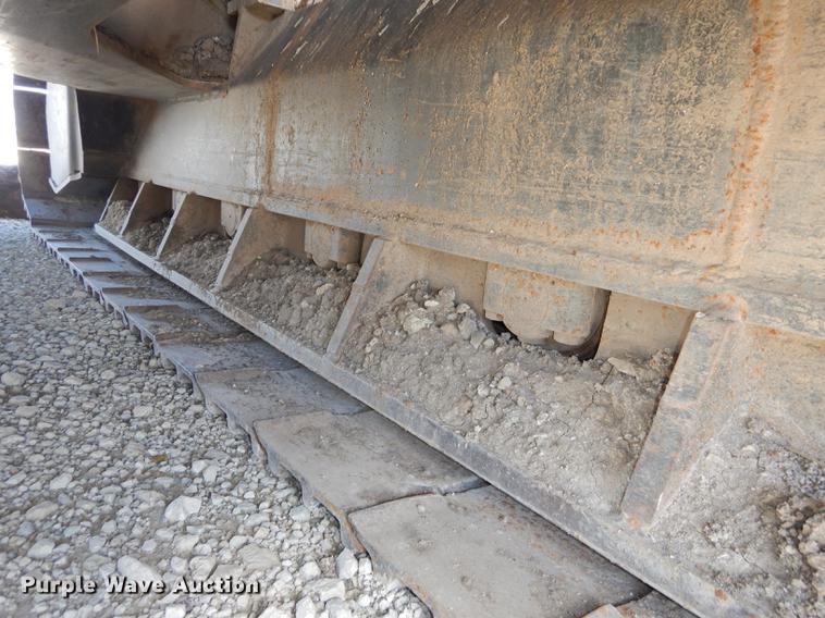 image for item DF1919 1995 Hitachi EX200LC-3 excavator