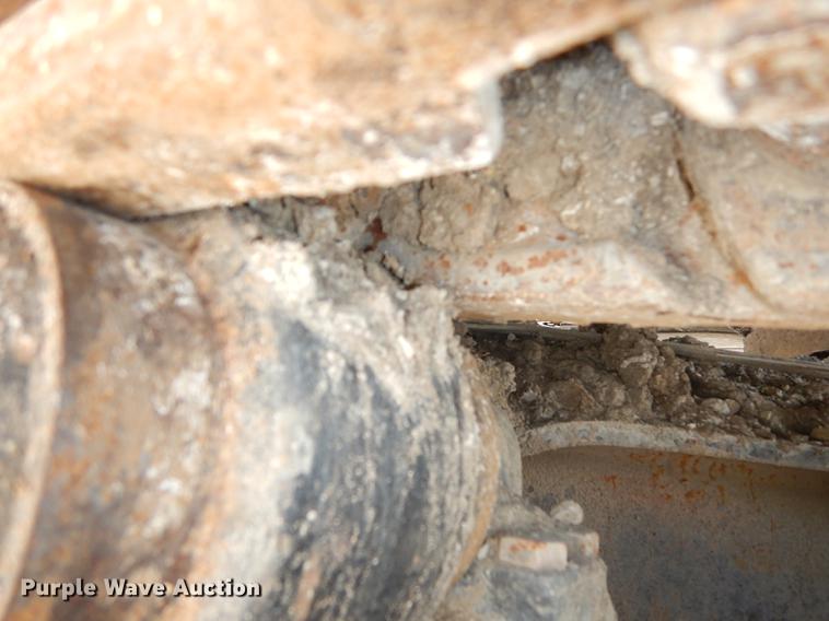 image for item DF1919 1995 Hitachi EX200LC-3 excavator