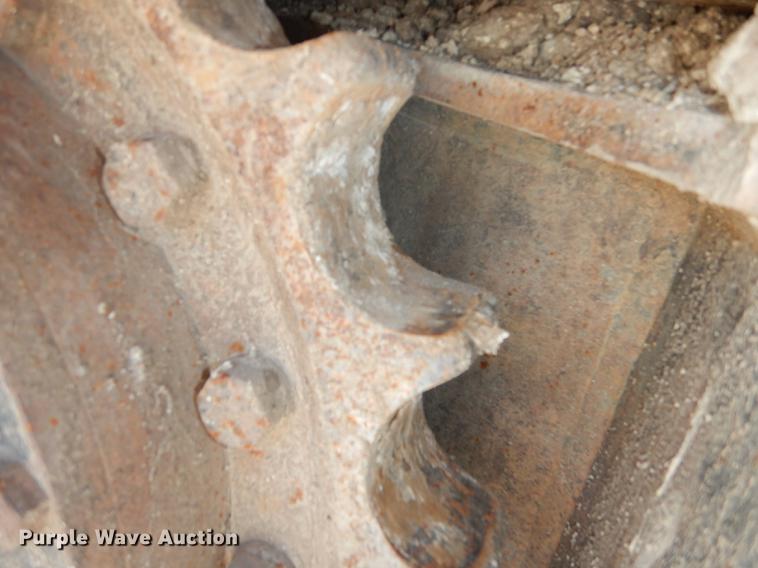 image for item DF1919 1995 Hitachi EX200LC-3 excavator