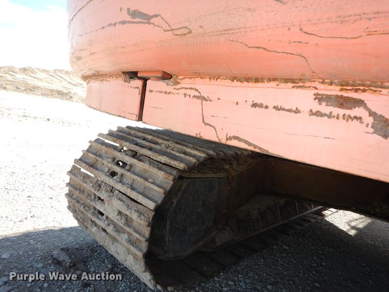 image for item DF1919 1995 Hitachi EX200LC-3 excavator