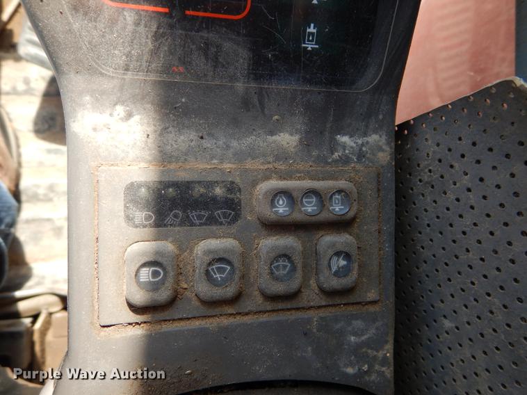 image for item DF1919 1995 Hitachi EX200LC-3 excavator