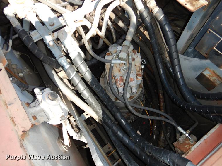 image for item DF1919 1995 Hitachi EX200LC-3 excavator