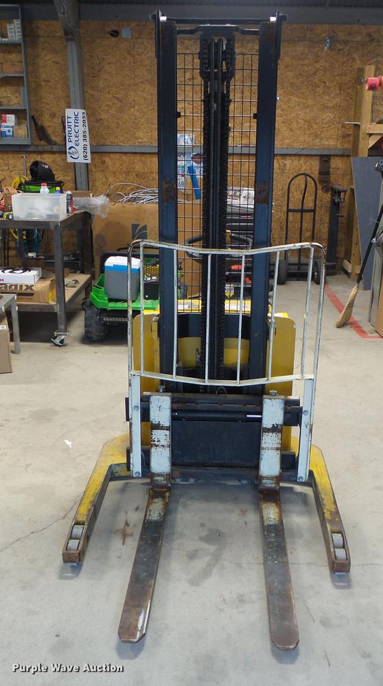 image for item DF2786 Yale MSW040-SFN forklift