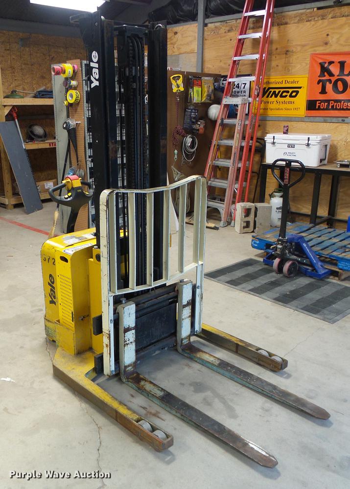 image for item DF2786 Yale MSW040-SFN forklift