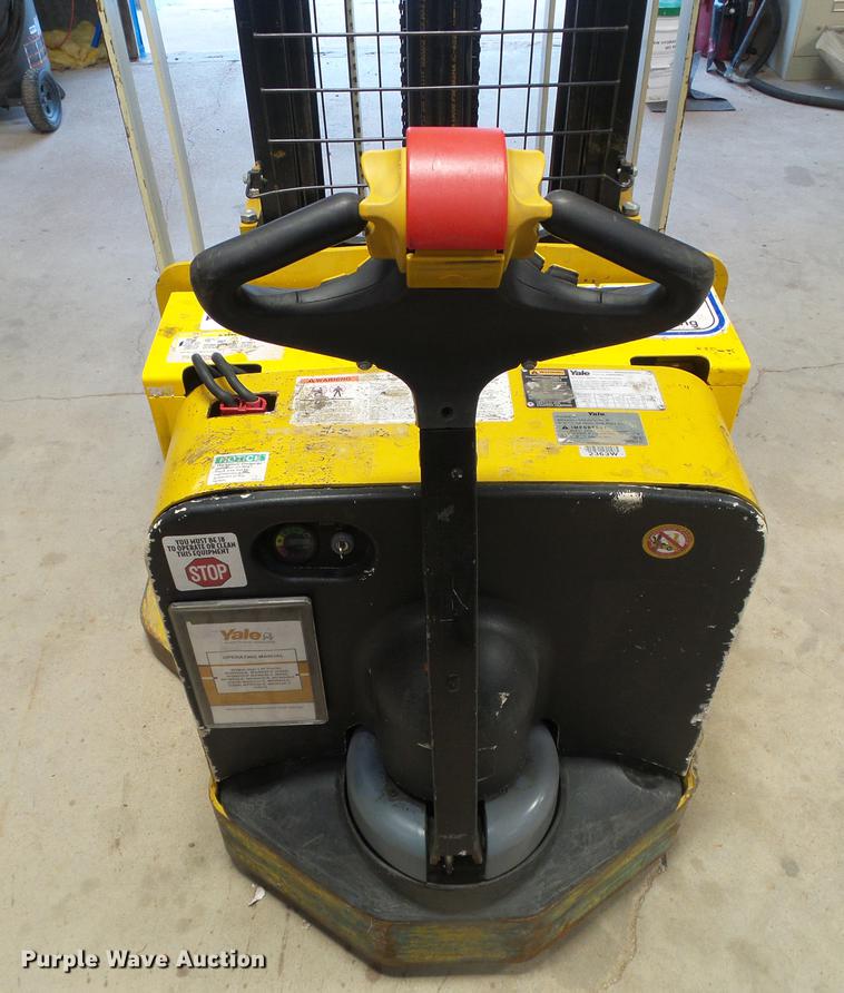 image for item DF2786 Yale MSW040-SFN forklift