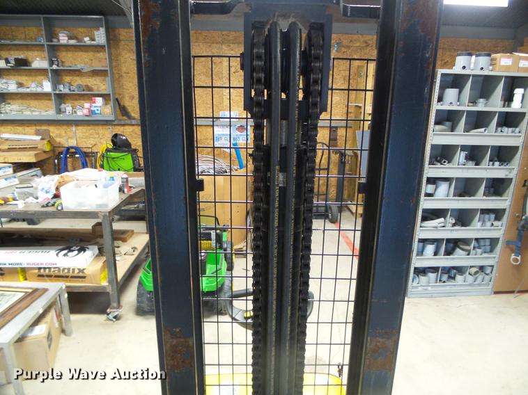 image for item DF2786 Yale MSW040-SFN forklift