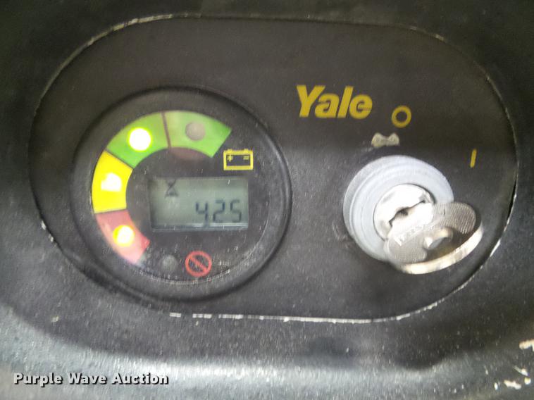 image for item DF2786 Yale MSW040-SFN forklift