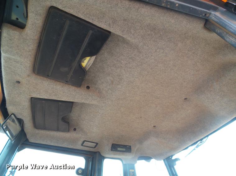 image for item DF2801 2005 John Deere 310 SG backhoe