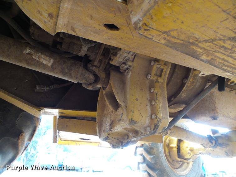 image for item DF2801 2005 John Deere 310 SG backhoe