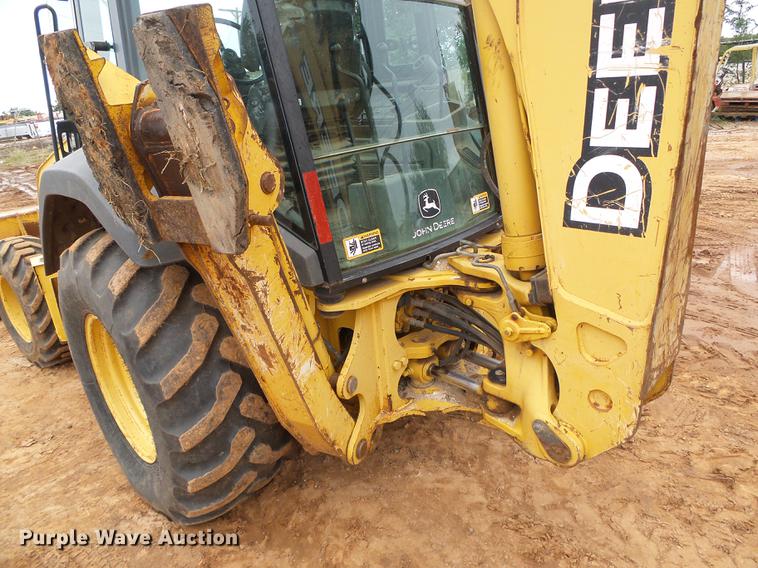 image for item DF2801 2005 John Deere 310 SG backhoe