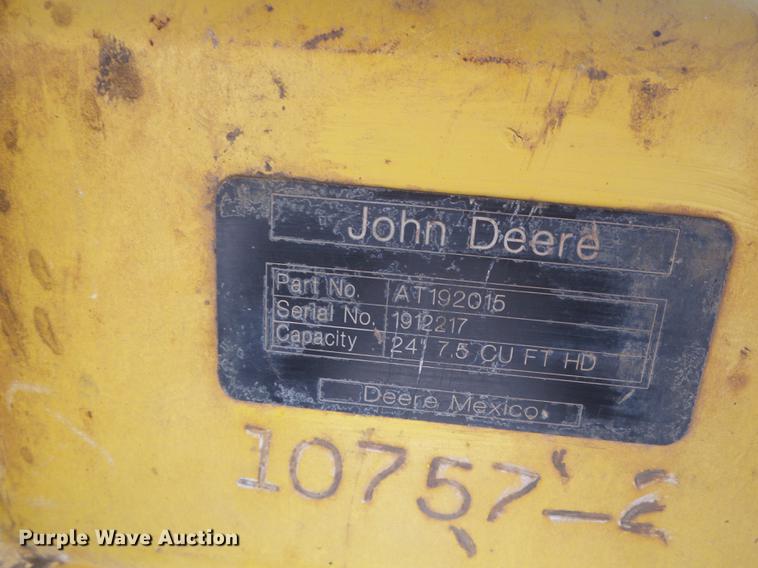 image for item DF2801 2005 John Deere 310 SG backhoe