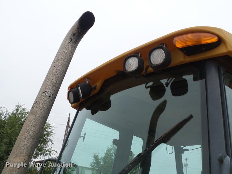 image for item DF2801 2005 John Deere 310 SG backhoe