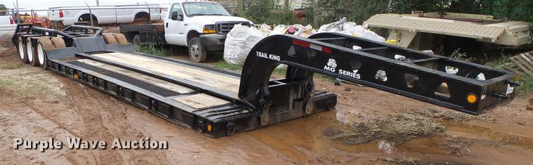 image for item DF2802 1988 Trail King TS80MG-483 low boy equipment trailer