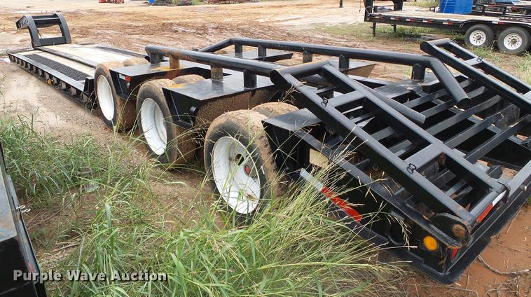 image for item DF2802 1988 Trail King TS80MG-483 low boy equipment trailer