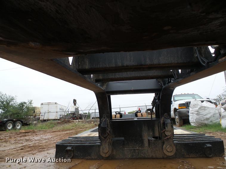 image for item DF2802 1988 Trail King TS80MG-483 low boy equipment trailer