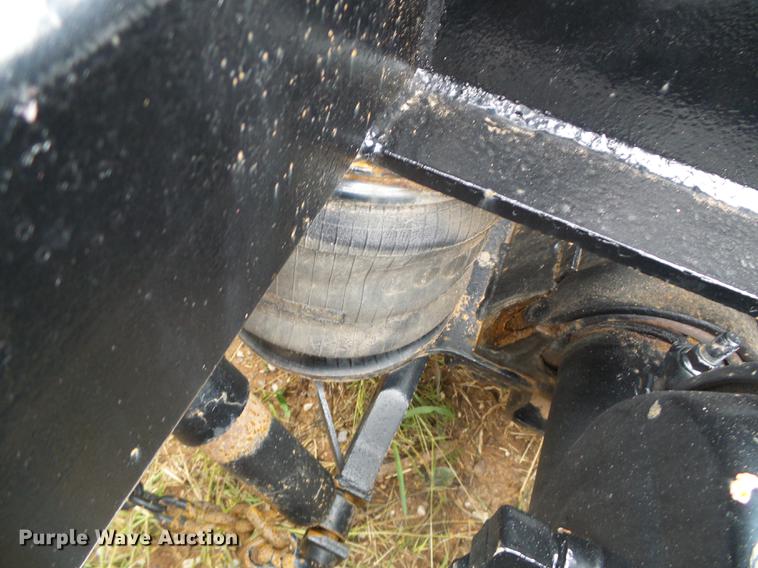 image for item DF2802 1988 Trail King TS80MG-483 low boy equipment trailer