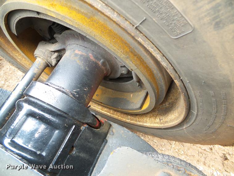 image for item DF2802 1988 Trail King TS80MG-483 low boy equipment trailer