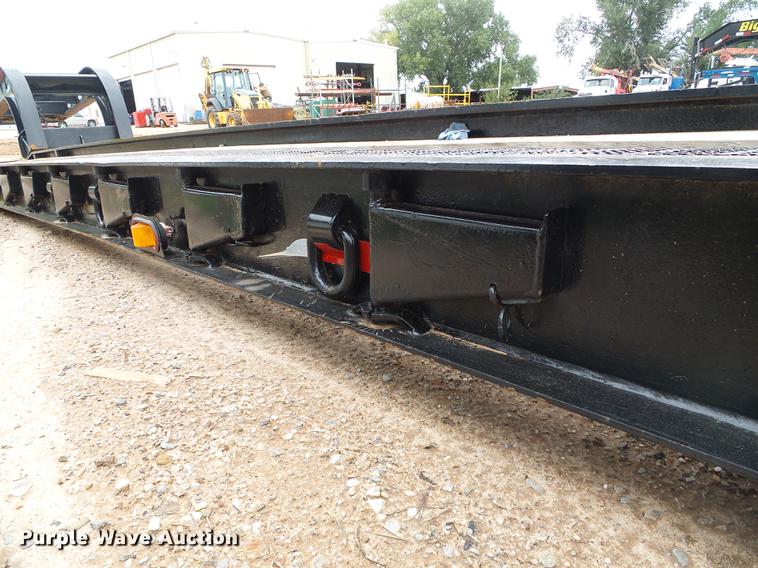 image for item DF2802 1988 Trail King TS80MG-483 low boy equipment trailer