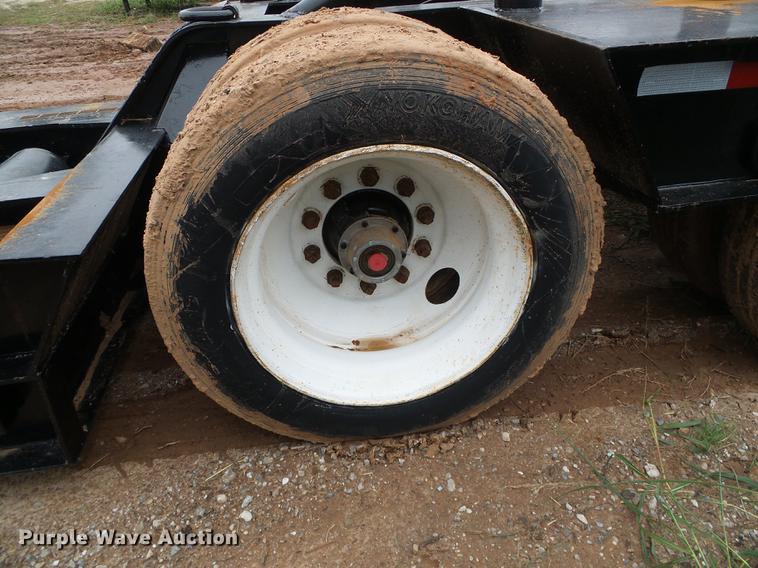 image for item DF2802 1988 Trail King TS80MG-483 low boy equipment trailer