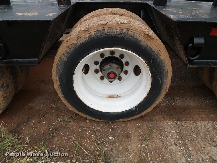 image for item DF2802 1988 Trail King TS80MG-483 low boy equipment trailer