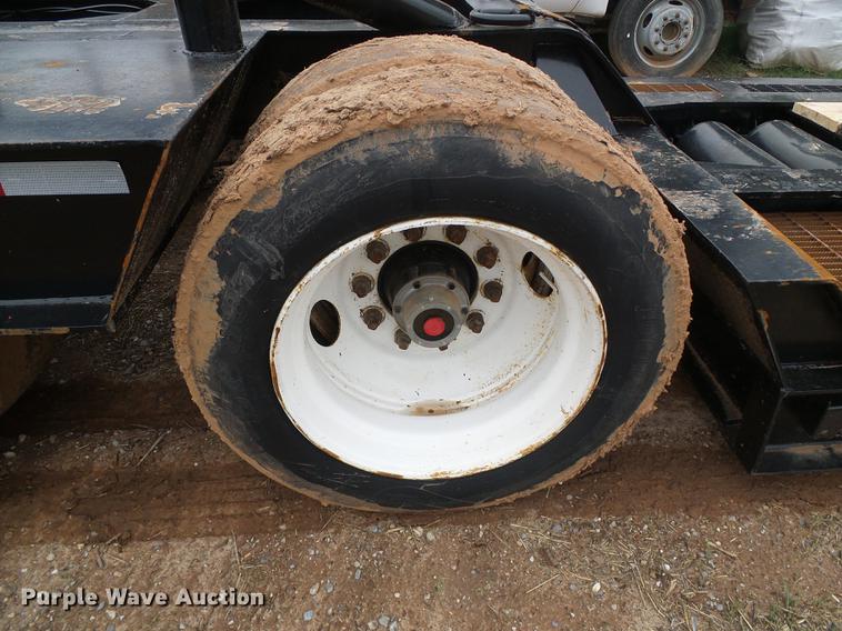 image for item DF2802 1988 Trail King TS80MG-483 low boy equipment trailer