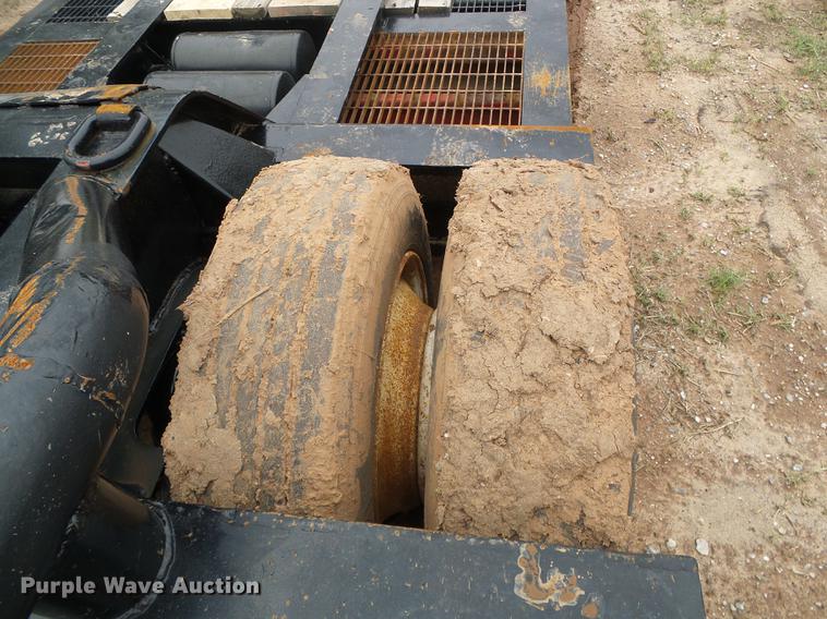 image for item DF2802 1988 Trail King TS80MG-483 low boy equipment trailer