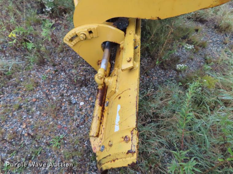 image for item DN9245 1966 Galion 104 Series B rigid frame motor grader